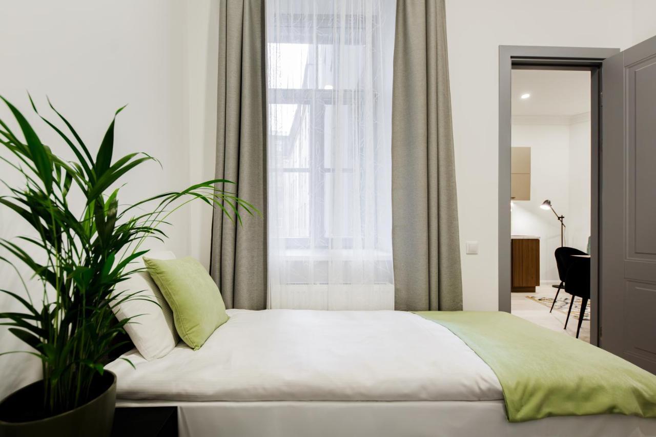 Rigaapartment Elizabetes 22 Self-Service Aparthotel Dış mekan fotoğraf