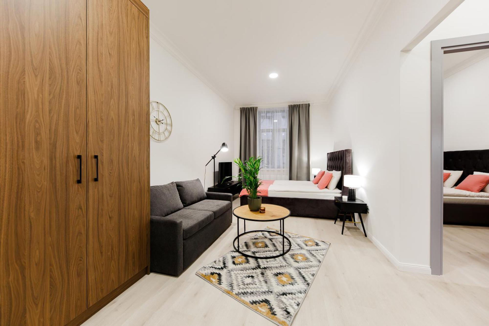 Rigaapartment Elizabetes 22 Self-Service Aparthotel Dış mekan fotoğraf